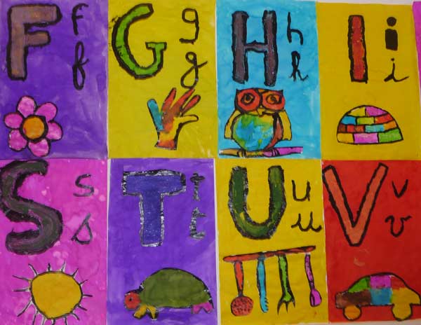 lettres majuscules et dessins correspondant à chaque lettre