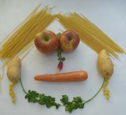 portrait avec des pâtes et des carottes à la manière d'Arcimboldo