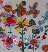 fresque avec des papillons, des abeilles et des coccinelles