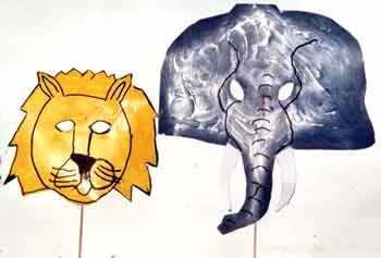 loups de lion et éléphant