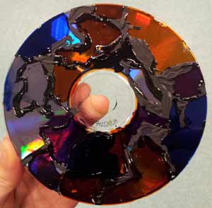 CD peints avec de la peinture vitrail