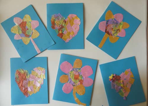 cartes avec des fleurs et des coeurs en papier